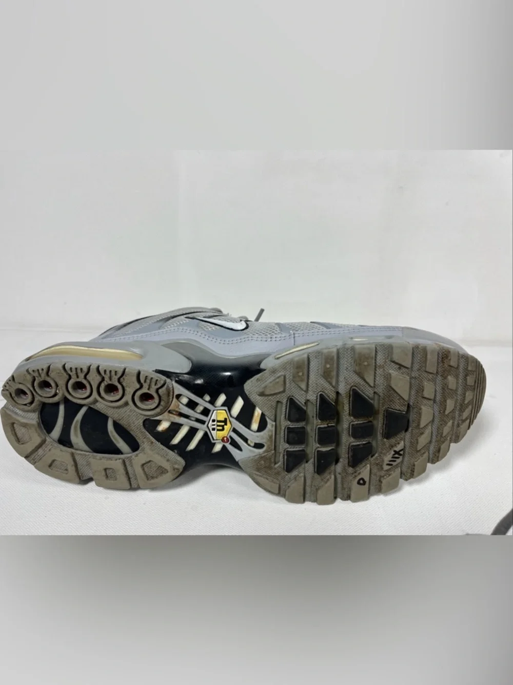 SOLD Nike Air Max Plus Tn Wolf Grey Sneakers Shoes 852630-021 Men’s 10 - Picture 13 of 14